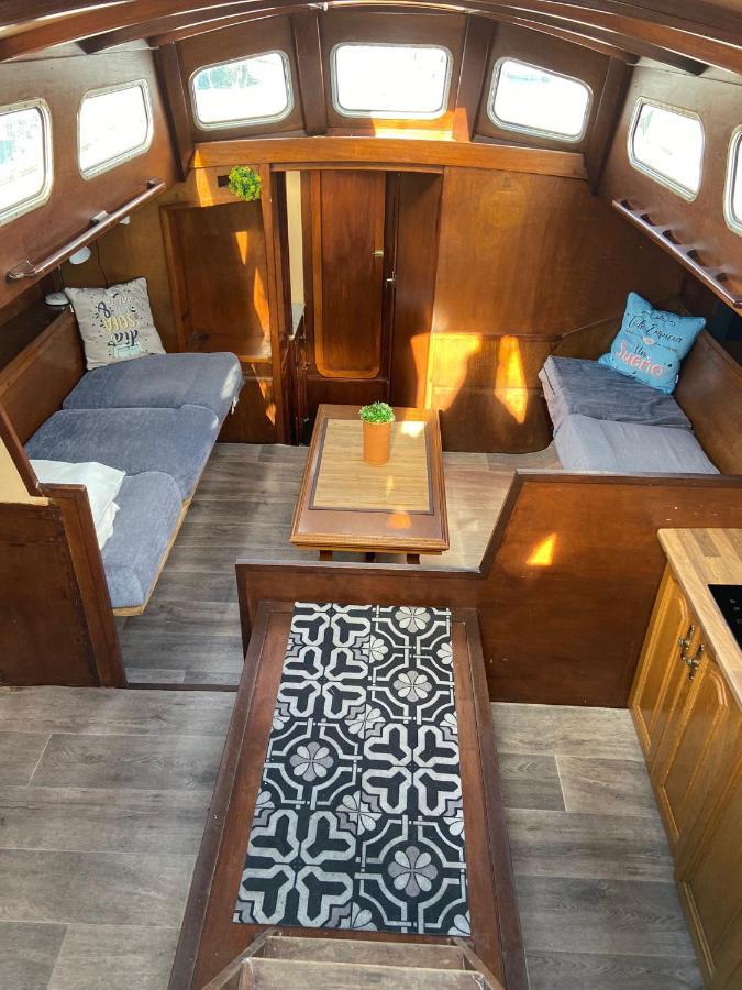 Fantastic Sailing Boat To Sleep In Barcelona Hotell Eksteriør bilde